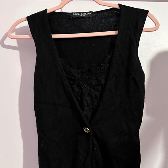 Dolce and Gabbana beige blouse bell sleeves black lace vest two different tops - Picture 13 of 13